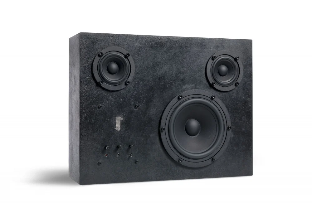 Steel-Speaker-Side-01_w1000